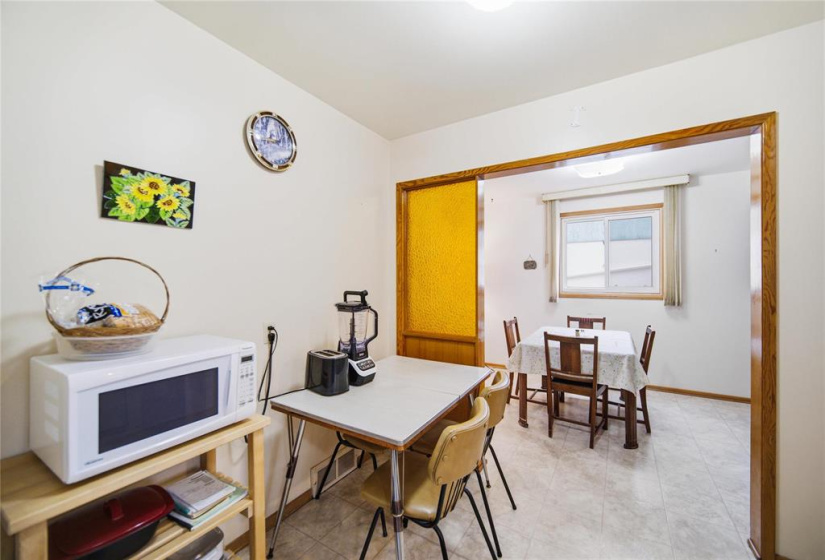 43 Saturn, 3 Bedrooms Bedrooms, 10 Rooms Rooms,2 BathroomsBathrooms,Residential,For Sale,Saturn