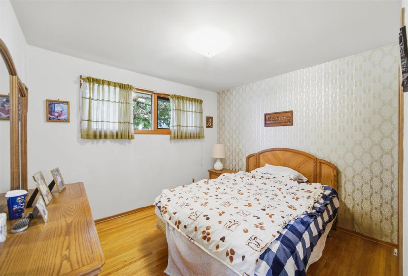 43 Saturn, 3 Bedrooms Bedrooms, 10 Rooms Rooms,2 BathroomsBathrooms,Residential,For Sale,Saturn