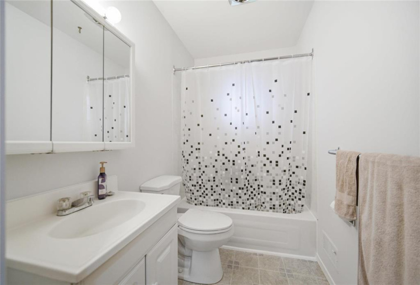 43 Saturn, 3 Bedrooms Bedrooms, 10 Rooms Rooms,2 BathroomsBathrooms,Residential,For Sale,Saturn