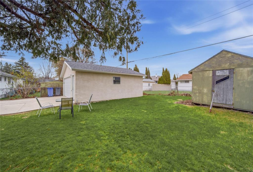 43 Saturn, 3 Bedrooms Bedrooms, 10 Rooms Rooms,2 BathroomsBathrooms,Residential,For Sale,Saturn