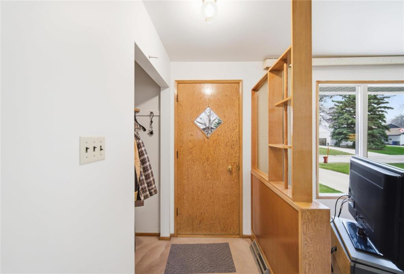 43 Saturn, 3 Bedrooms Bedrooms, 10 Rooms Rooms,2 BathroomsBathrooms,Residential,For Sale,Saturn