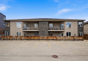 480 Henderson, 2 Bedrooms Bedrooms, 9 Rooms Rooms,1 BathroomBathrooms,Condominium,For Sale,Henderson 480 Henderson, 2 Bedrooms Bedrooms, 9 Rooms Rooms,1 BathroomBathrooms,Condominium,For Sale,Henderson