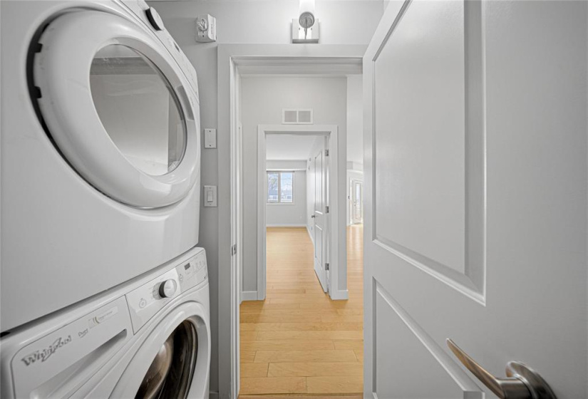 Washer /dryer included