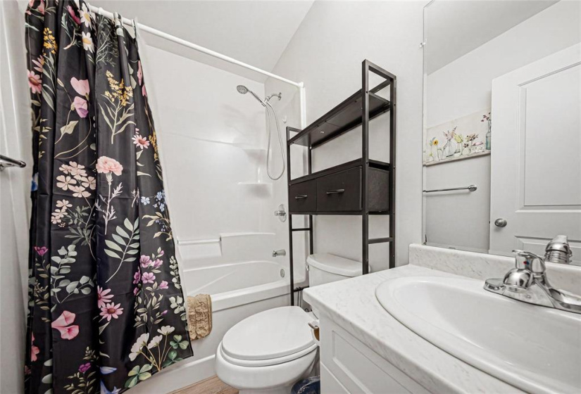 602 Winona, 4 Bedrooms Bedrooms, 13 Rooms Rooms,3 BathroomsBathrooms,Residential,For Sale,Winona