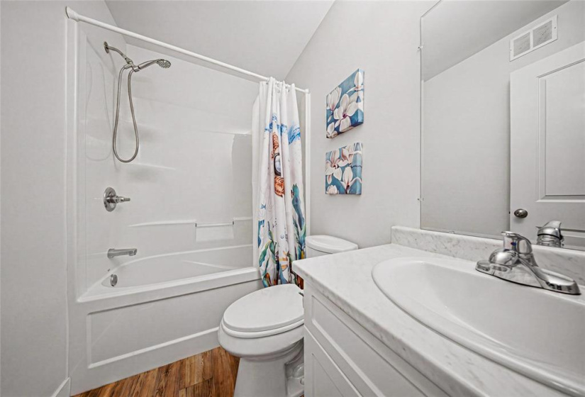 602 Winona, 4 Bedrooms Bedrooms, 13 Rooms Rooms,3 BathroomsBathrooms,Residential,For Sale,Winona