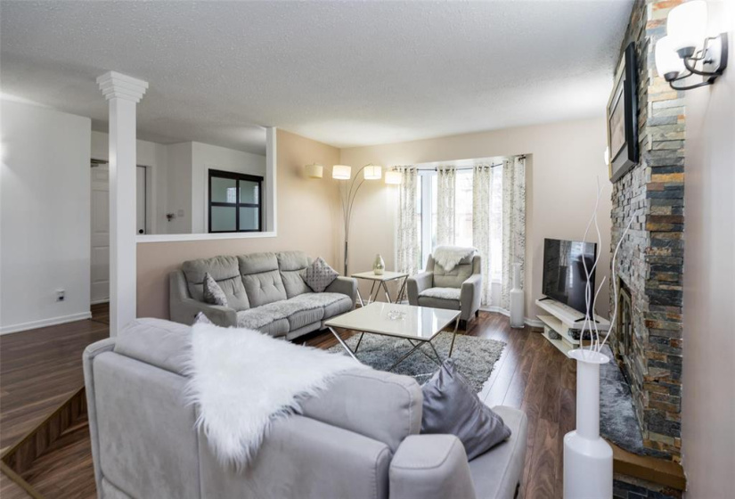 106 Beechtree, 4 Bedrooms Bedrooms, 12 Rooms Rooms,3 BathroomsBathrooms,Residential,For Sale,Beechtree