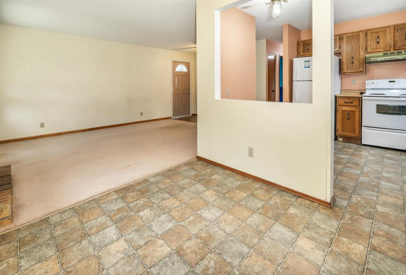 30 Amberwood, 3 Bedrooms Bedrooms, 12 Rooms Rooms,2 BathroomsBathrooms,Residential,For Sale,Amberwood