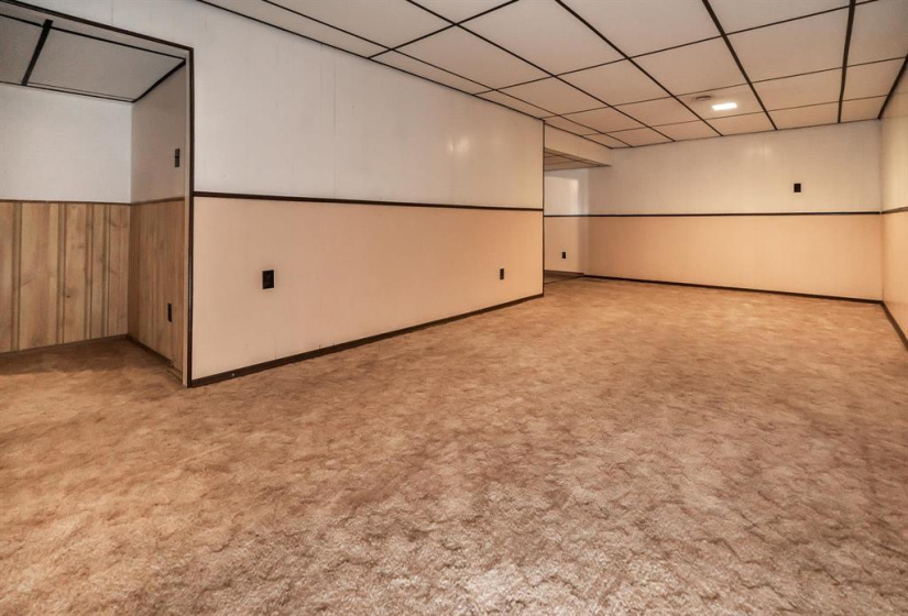 30 Amberwood, 3 Bedrooms Bedrooms, 12 Rooms Rooms,2 BathroomsBathrooms,Residential,For Sale,Amberwood