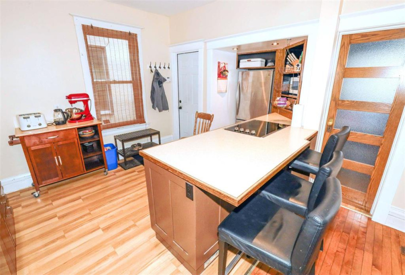 542 Camden, 3 Bedrooms Bedrooms, 10 Rooms Rooms,2 BathroomsBathrooms,Residential,For Sale,Camden