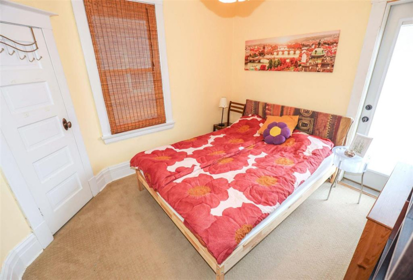 542 Camden, 3 Bedrooms Bedrooms, 10 Rooms Rooms,2 BathroomsBathrooms,Residential,For Sale,Camden
