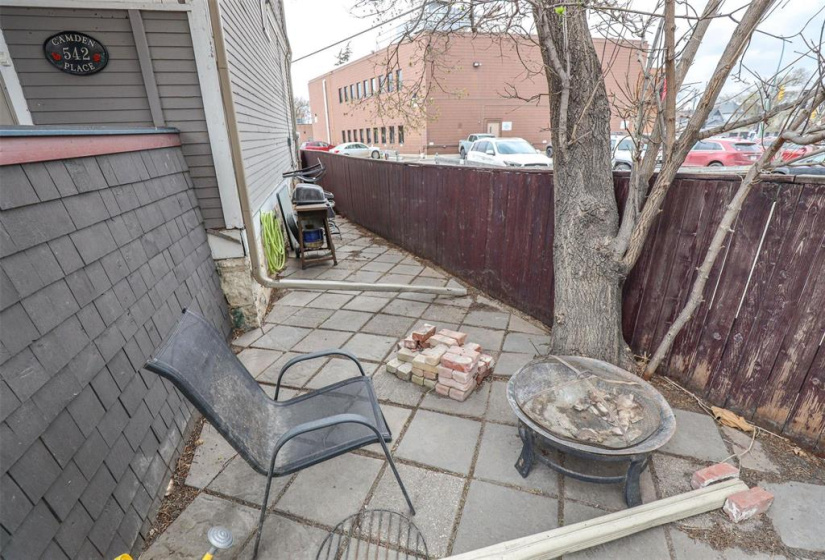 542 Camden, 3 Bedrooms Bedrooms, 10 Rooms Rooms,2 BathroomsBathrooms,Residential,For Sale,Camden