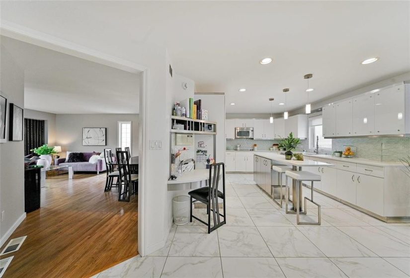 231 Portsmouth, 3 Bedrooms Bedrooms, 15 Rooms Rooms,3 BathroomsBathrooms,Residential,For Sale,Portsmouth