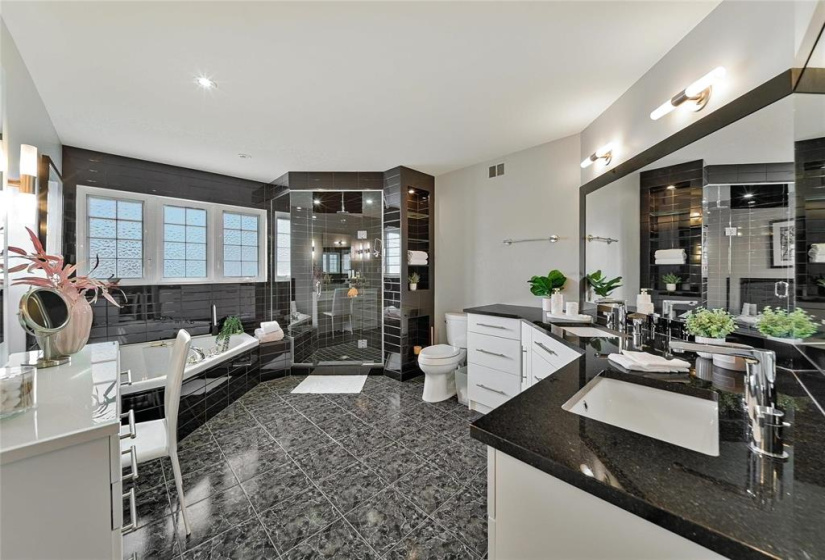 231 Portsmouth, 3 Bedrooms Bedrooms, 15 Rooms Rooms,3 BathroomsBathrooms,Residential,For Sale,Portsmouth