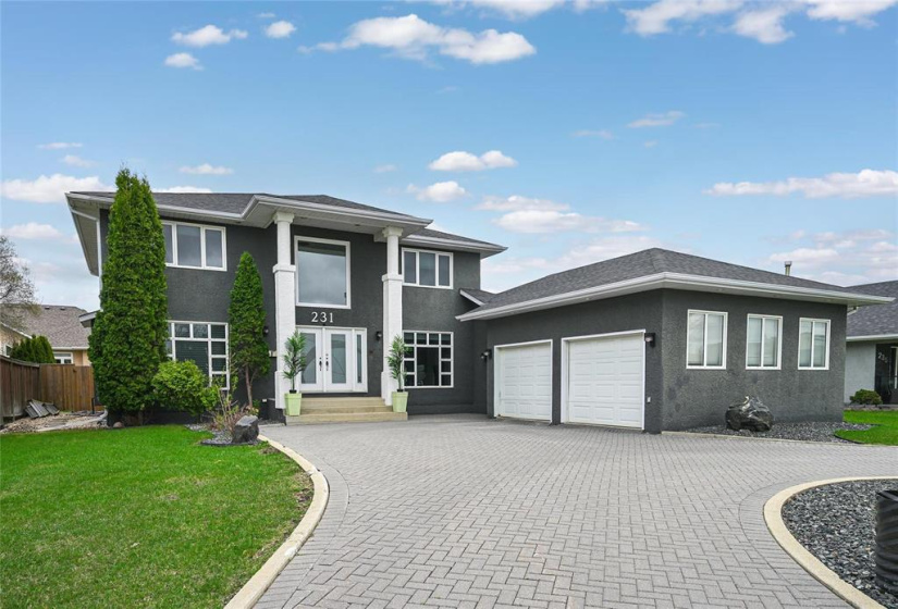231 Portsmouth, 3 Bedrooms Bedrooms, 15 Rooms Rooms,3 BathroomsBathrooms,Residential,For Sale,Portsmouth