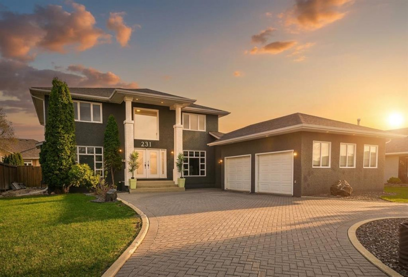 231 Portsmouth, 3 Bedrooms Bedrooms, 15 Rooms Rooms,3 BathroomsBathrooms,Residential,For Sale,Portsmouth