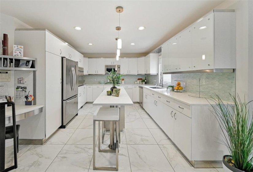 231 Portsmouth, 3 Bedrooms Bedrooms, 15 Rooms Rooms,3 BathroomsBathrooms,Residential,For Sale,Portsmouth