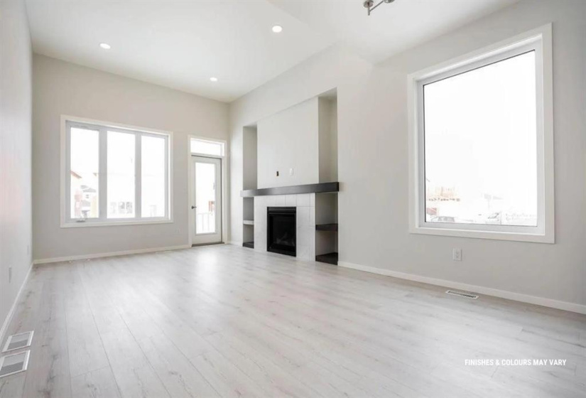 99 YALETON, 3 Bedrooms Bedrooms, 9 Rooms Rooms,2 BathroomsBathrooms,Residential,For Sale,YALETON
