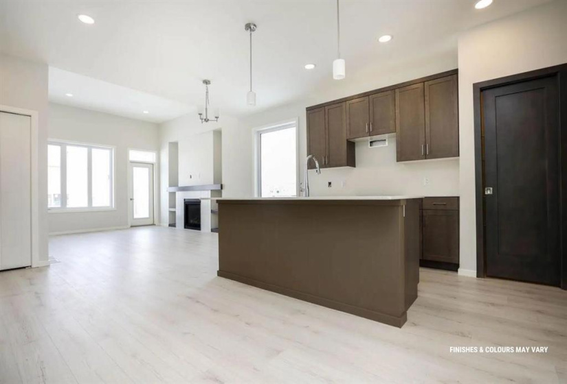 99 YALETON, 3 Bedrooms Bedrooms, 9 Rooms Rooms,2 BathroomsBathrooms,Residential,For Sale,YALETON