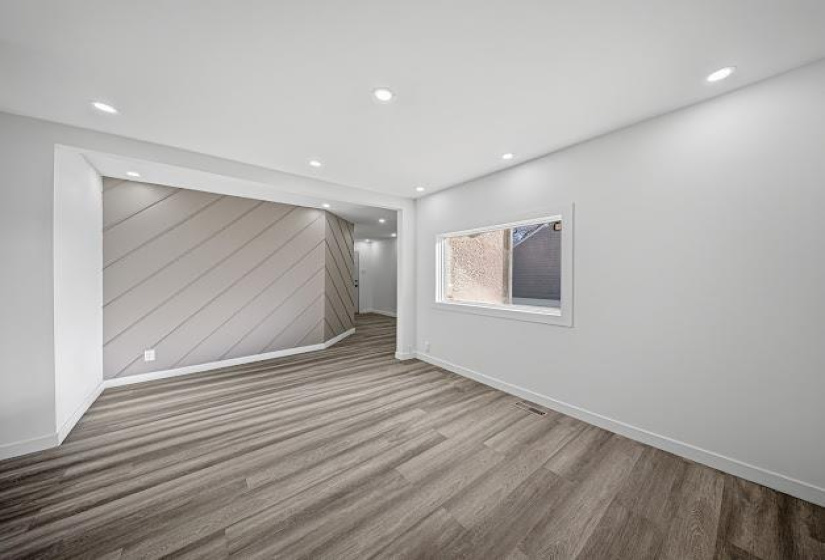 90 Hindley, 3 Bedrooms Bedrooms, 6 Rooms Rooms,1 BathroomBathrooms,Residential,For Sale,Hindley