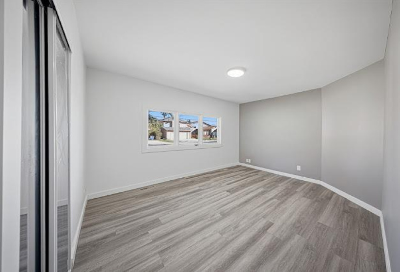 90 Hindley, 3 Bedrooms Bedrooms, 6 Rooms Rooms,1 BathroomBathrooms,Residential,For Sale,Hindley