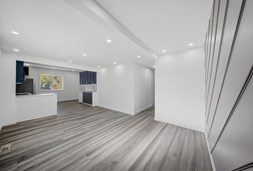 90 Hindley, 3 Bedrooms Bedrooms, 6 Rooms Rooms,1 BathroomBathrooms,Residential,For Sale,Hindley