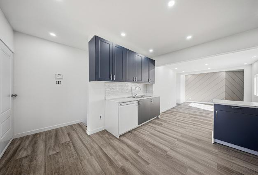 90 Hindley, 3 Bedrooms Bedrooms, 6 Rooms Rooms,1 BathroomBathrooms,Residential,For Sale,Hindley