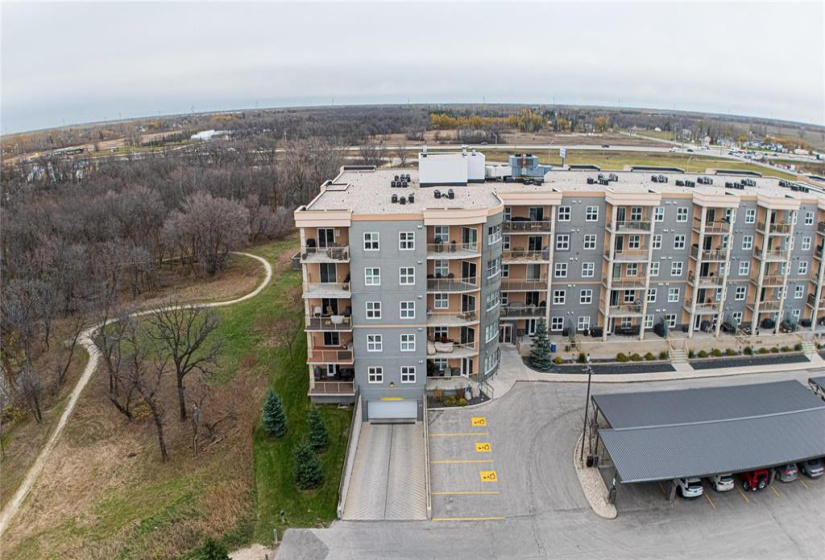 110 Creek Bend, 2 Bedrooms Bedrooms, 7 Rooms Rooms,1 BathroomBathrooms,Condominium,For Sale,Creek Bend