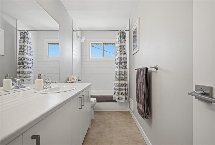 117 Addison, 4 Bedrooms Bedrooms, 11 Rooms Rooms,2 BathroomsBathrooms,Residential,For Sale,Addison