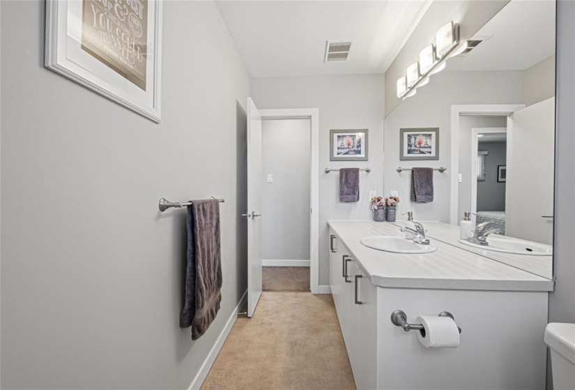 117 Addison, 4 Bedrooms Bedrooms, 11 Rooms Rooms,2 BathroomsBathrooms,Residential,For Sale,Addison