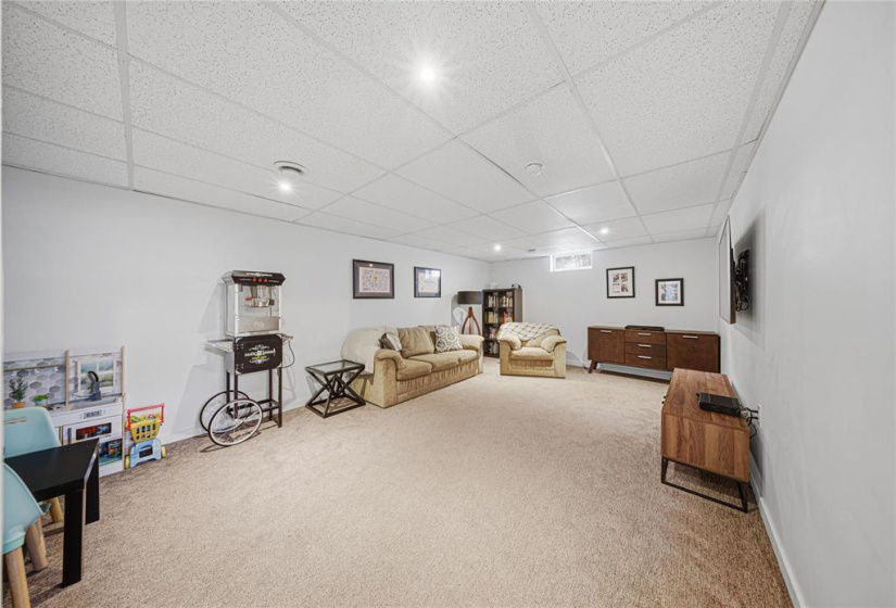 117 Addison, 4 Bedrooms Bedrooms, 11 Rooms Rooms,2 BathroomsBathrooms,Residential,For Sale,Addison