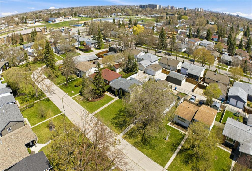 117 Addison, 4 Bedrooms Bedrooms, 11 Rooms Rooms,2 BathroomsBathrooms,Residential,For Sale,Addison