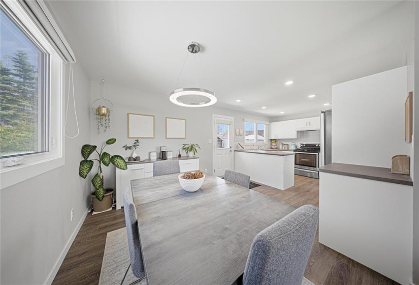 117 Addison, 4 Bedrooms Bedrooms, 11 Rooms Rooms,2 BathroomsBathrooms,Residential,For Sale,Addison