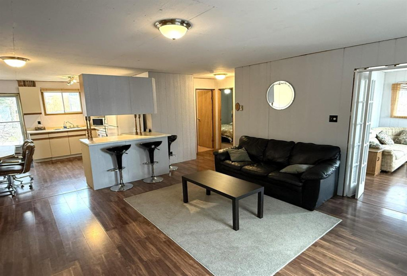 132 ARNHOLD, 3 Bedrooms Bedrooms, 7 Rooms Rooms,1 BathroomBathrooms,Residential,For Sale,ARNHOLD