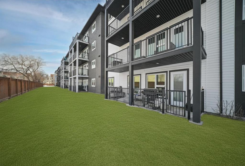 545 Dale, 2 Bedrooms Bedrooms, 9 Rooms Rooms,2 BathroomsBathrooms,Condominium,For Sale,Dale