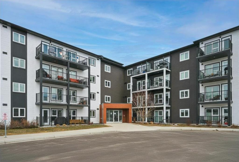 545 Dale, 2 Bedrooms Bedrooms, 9 Rooms Rooms,2 BathroomsBathrooms,Condominium,For Sale,Dale
