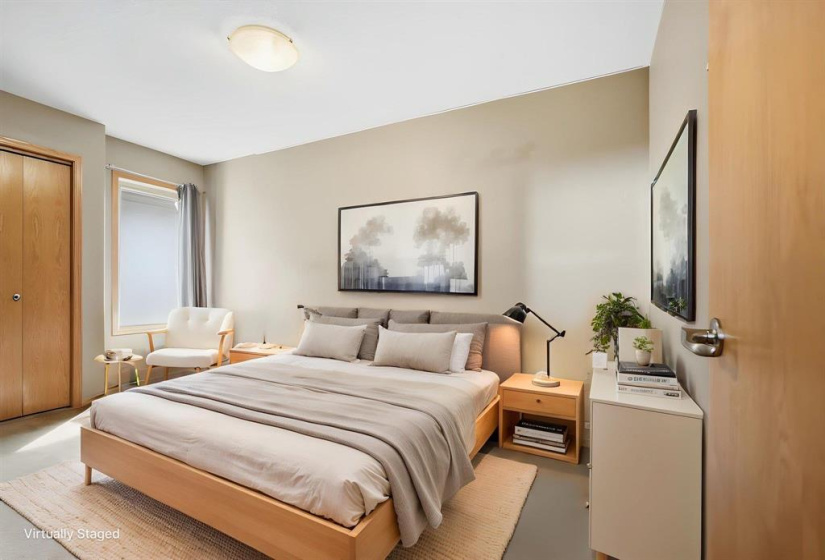 100 Southside, 4 Bedrooms Bedrooms, 13 Rooms Rooms,2 BathroomsBathrooms,Residential,For Sale,Southside