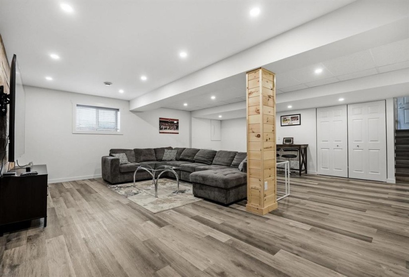 100 Southside, 4 Bedrooms Bedrooms, 13 Rooms Rooms,2 BathroomsBathrooms,Residential,For Sale,Southside