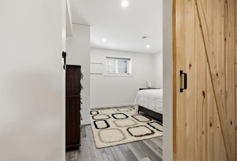 100 Southside, 4 Bedrooms Bedrooms, 13 Rooms Rooms,2 BathroomsBathrooms,Residential,For Sale,Southside