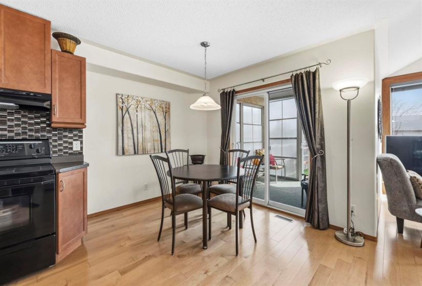 56 Thurston, 4 Bedrooms Bedrooms, 16 Rooms Rooms,3 BathroomsBathrooms,Residential,For Sale,Thurston