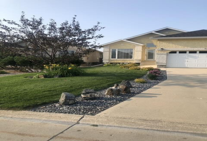 56 Thurston, 4 Bedrooms Bedrooms, 16 Rooms Rooms,3 BathroomsBathrooms,Residential,For Sale,Thurston