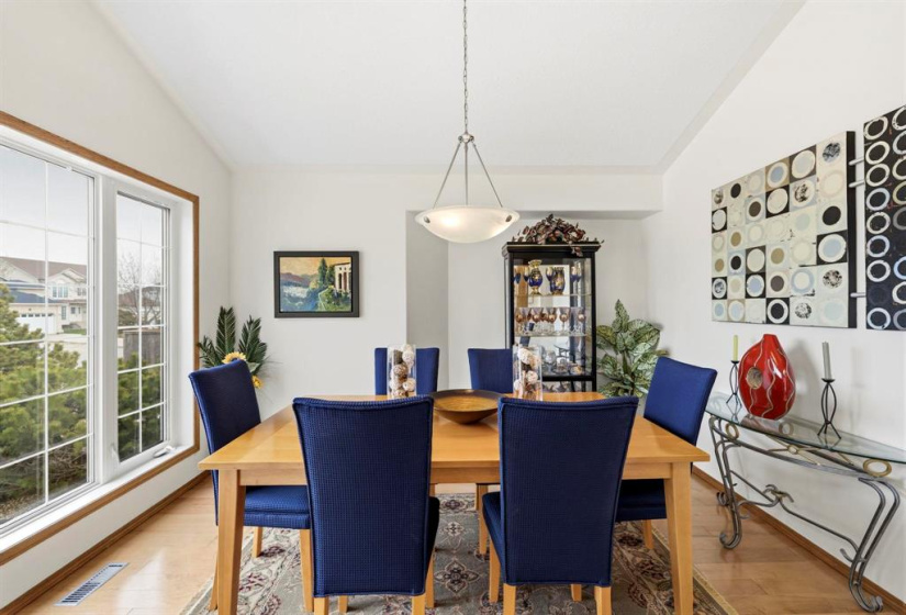 56 Thurston, 4 Bedrooms Bedrooms, 16 Rooms Rooms,3 BathroomsBathrooms,Residential,For Sale,Thurston