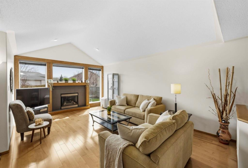 56 Thurston, 4 Bedrooms Bedrooms, 16 Rooms Rooms,3 BathroomsBathrooms,Residential,For Sale,Thurston