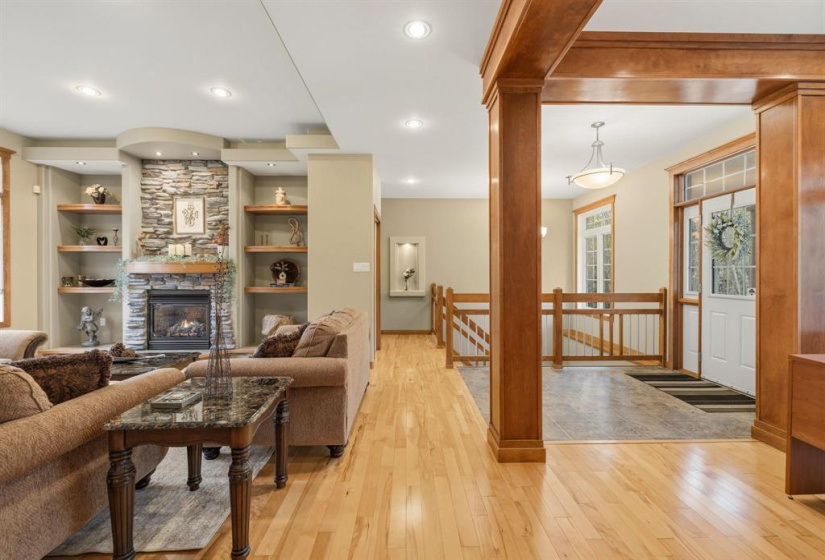 24 Poplar, 4 Bedrooms Bedrooms, 15 Rooms Rooms,3 BathroomsBathrooms,Residential,For Sale,Poplar