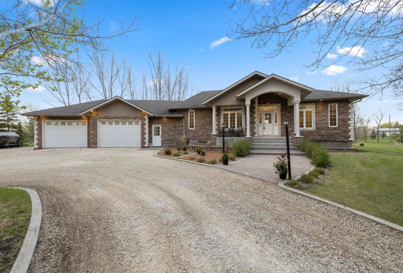 24 Poplar, 4 Bedrooms Bedrooms, 15 Rooms Rooms,3 BathroomsBathrooms,Residential,For Sale,Poplar