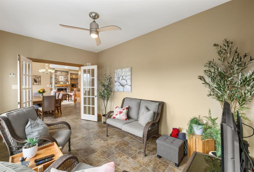 24 Poplar, 4 Bedrooms Bedrooms, 15 Rooms Rooms,3 BathroomsBathrooms,Residential,For Sale,Poplar