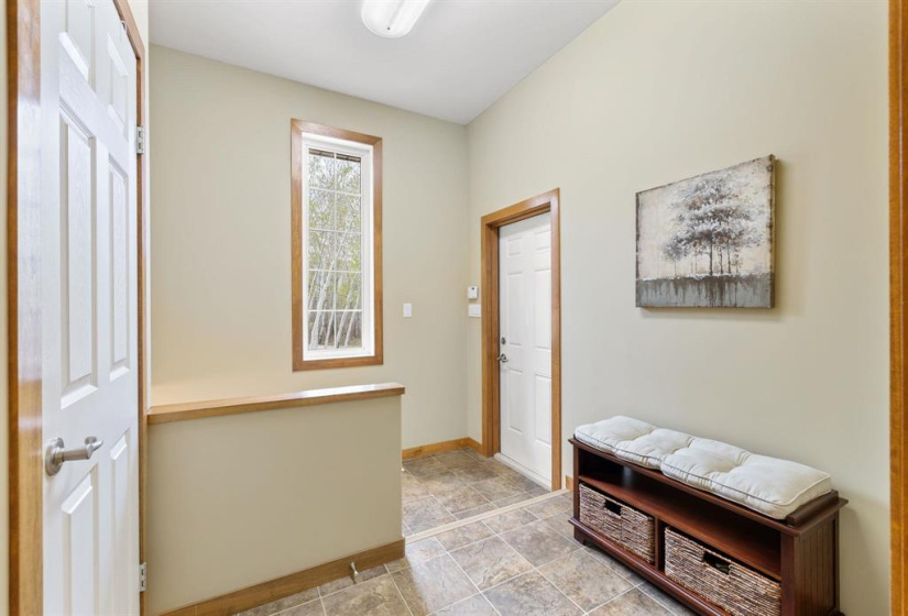 24 Poplar, 4 Bedrooms Bedrooms, 15 Rooms Rooms,3 BathroomsBathrooms,Residential,For Sale,Poplar