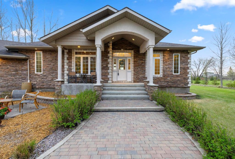 24 Poplar, 4 Bedrooms Bedrooms, 15 Rooms Rooms,3 BathroomsBathrooms,Residential,For Sale,Poplar
