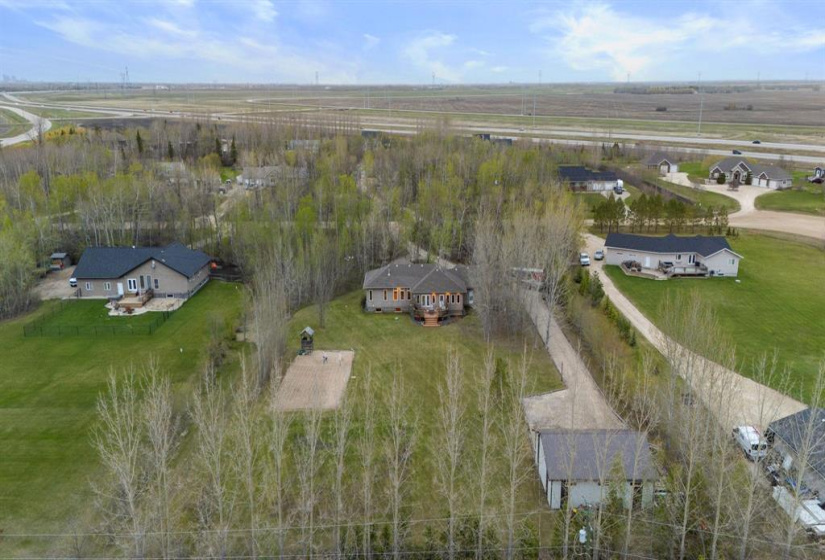24 Poplar, 4 Bedrooms Bedrooms, 15 Rooms Rooms,3 BathroomsBathrooms,Residential,For Sale,Poplar