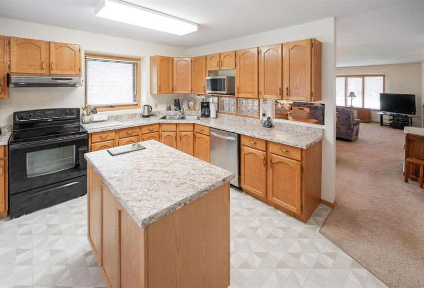 30 Reese, 3 Bedrooms Bedrooms, 11 Rooms Rooms,2 BathroomsBathrooms,Residential,For Sale,Reese