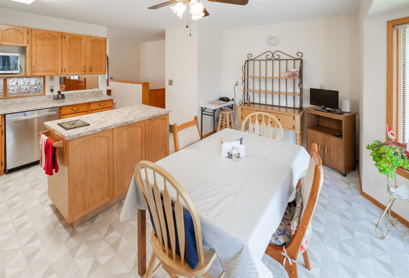30 Reese, 3 Bedrooms Bedrooms, 11 Rooms Rooms,2 BathroomsBathrooms,Residential,For Sale,Reese